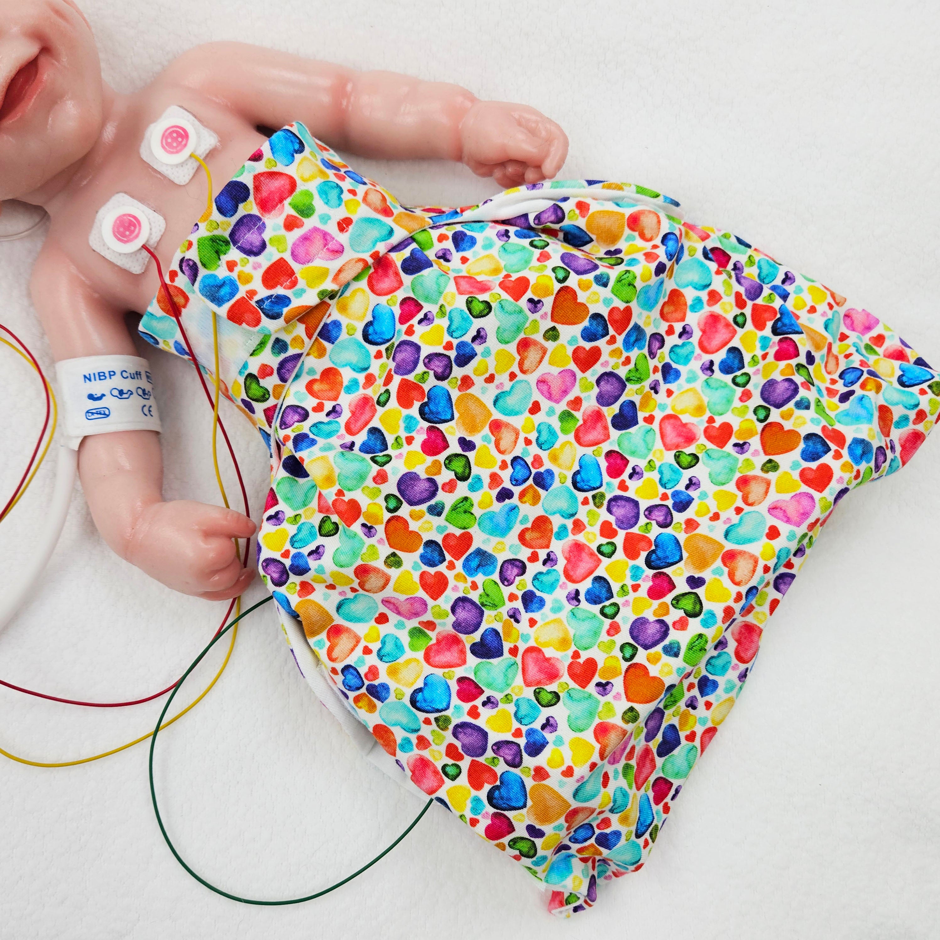 Adaptiver Frühchen Strampelsack/"Pucksack" Regenbogen Herzen