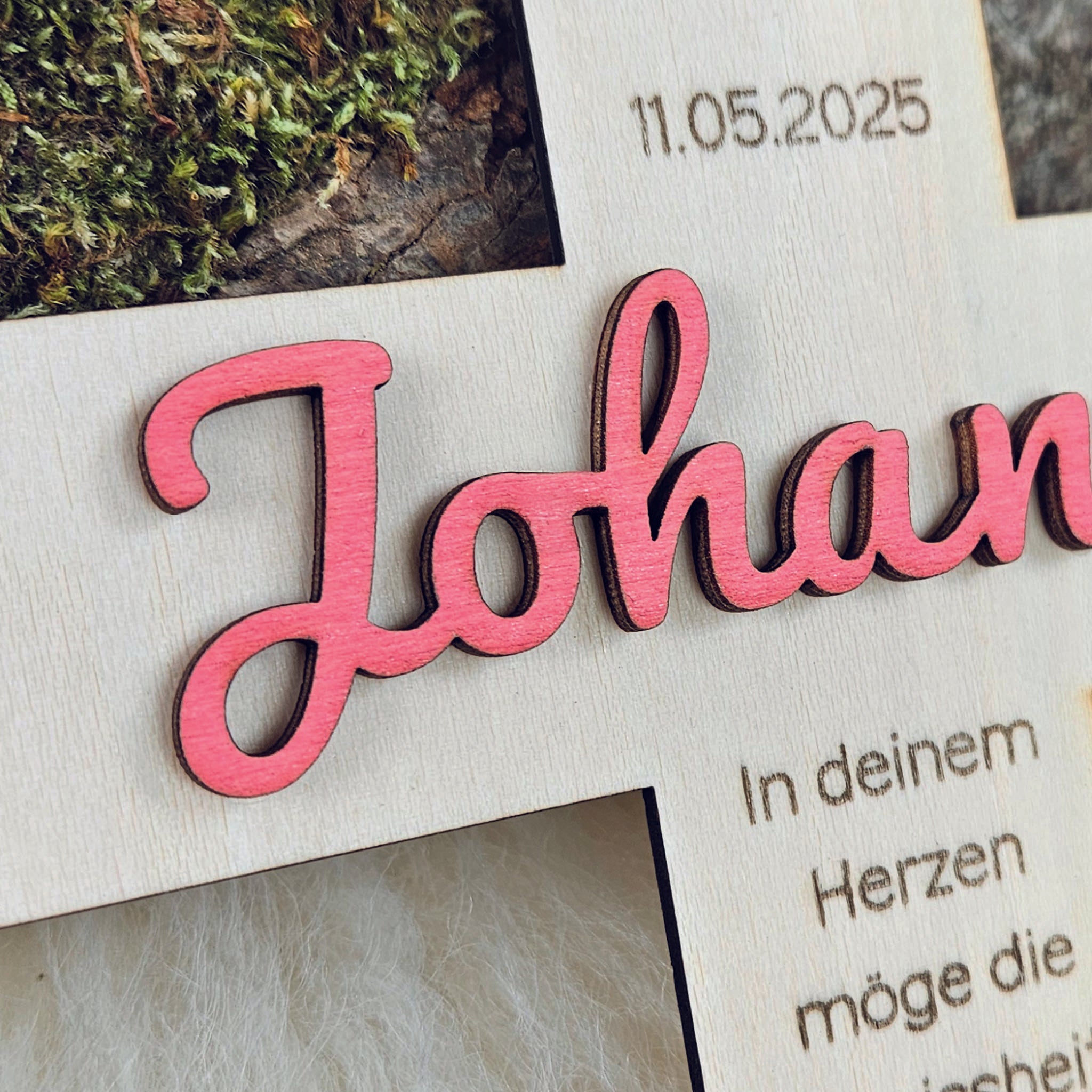 Personalisiertes Kreuz zu Taufe, Segnung - 3D Holzkreuz mit Namen (rosa) &amp; Wunschspruch