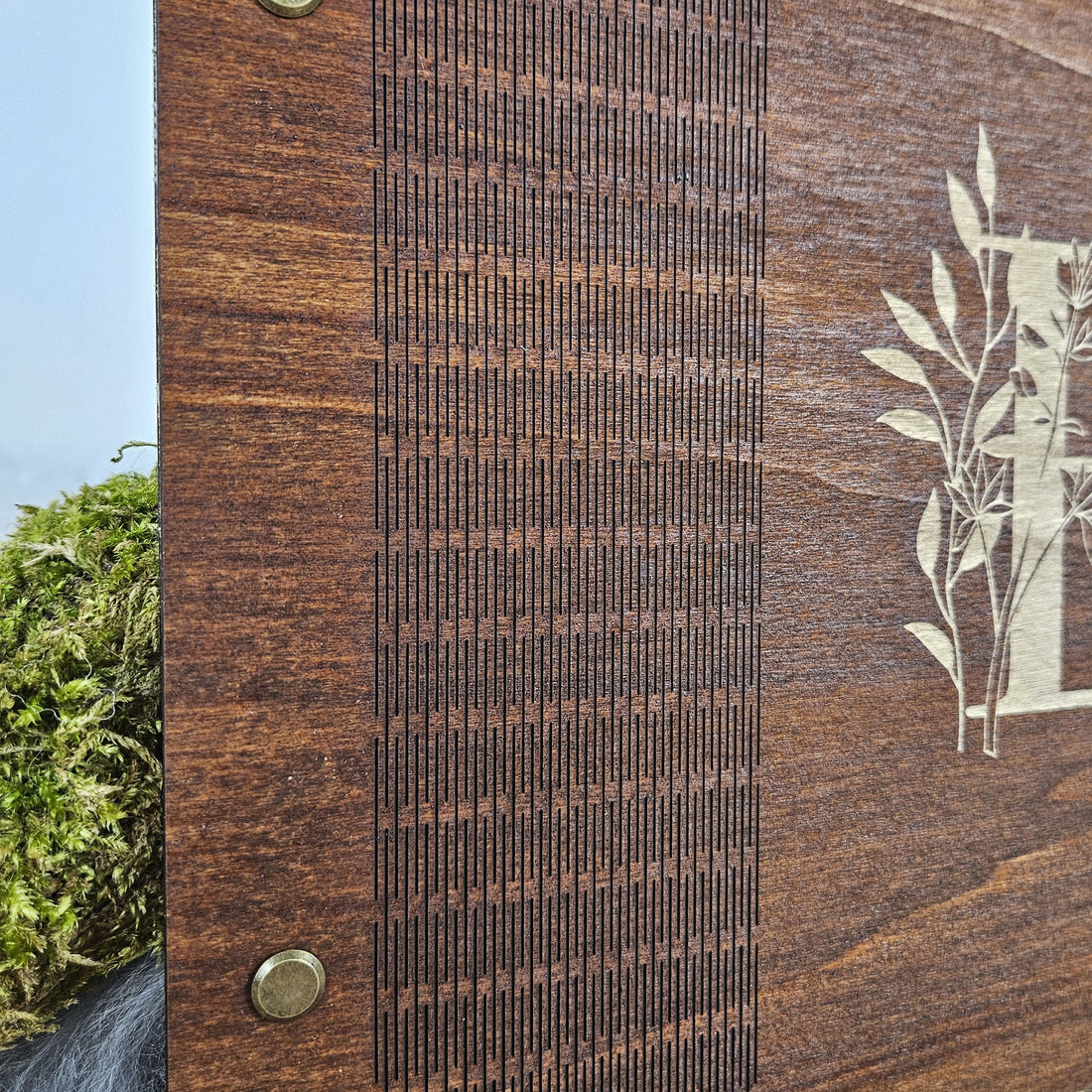 Personalisiertes Holz-Gästebuch Hochzeit mit Wunschmotiv, Farbe walnuss, Hochzeitsgästebuch, Holzbuch