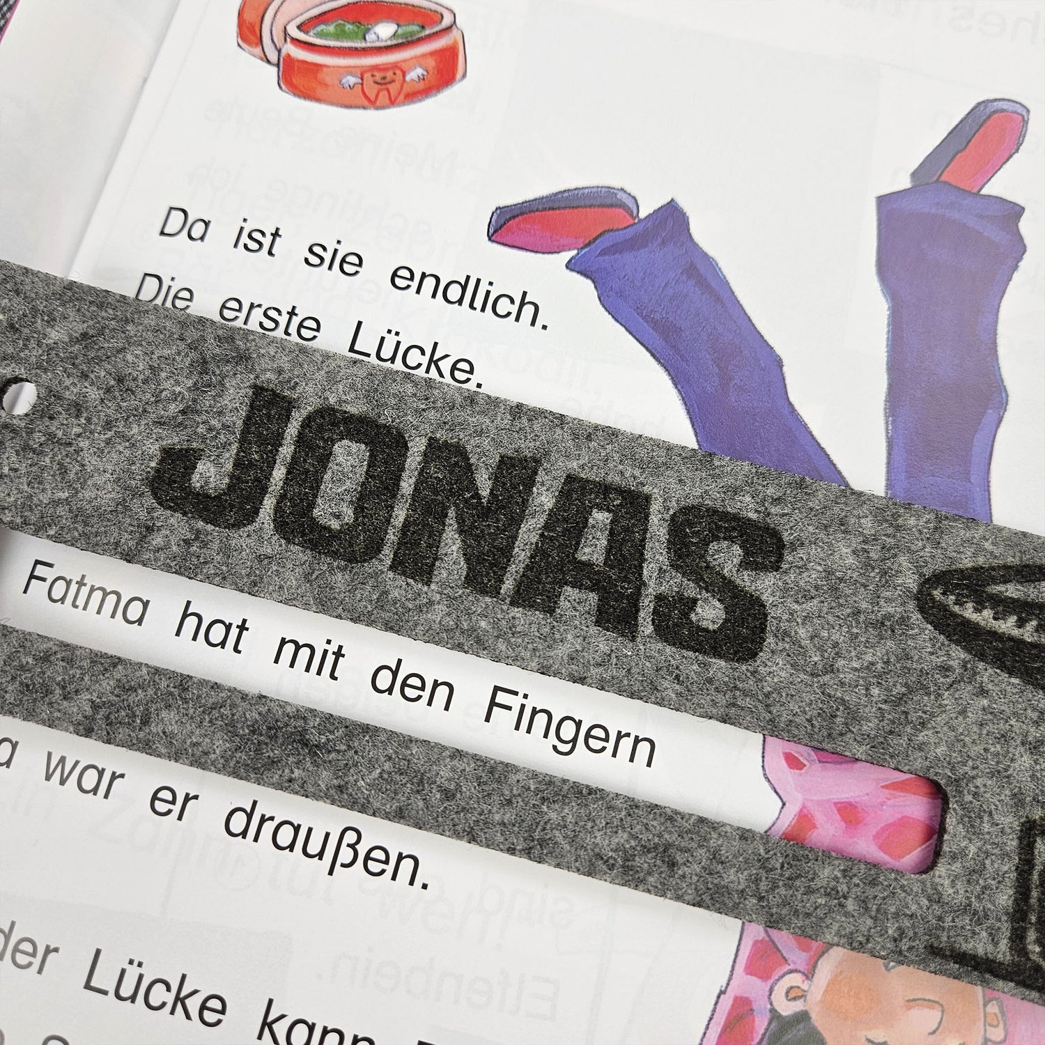 Personalisierte Lesehilfe &quot;Dinosaurier&quot; für Leseanfänger zum Schulstart, Einschulung, Schultüte, Schulanfang Grundschule