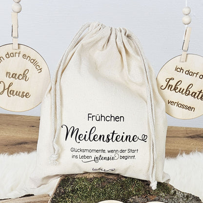 Personalisierte Meilensteine für Frühchen aus Holz