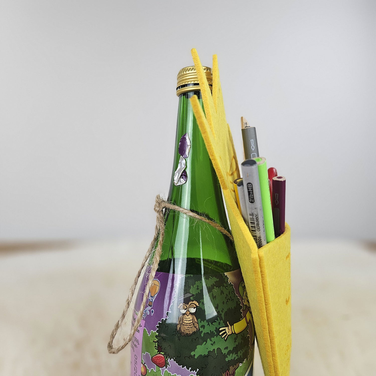 Personalisierte Schultüte, Geschenk zur Einschulung, Geschenkverpackung mit Wunschname