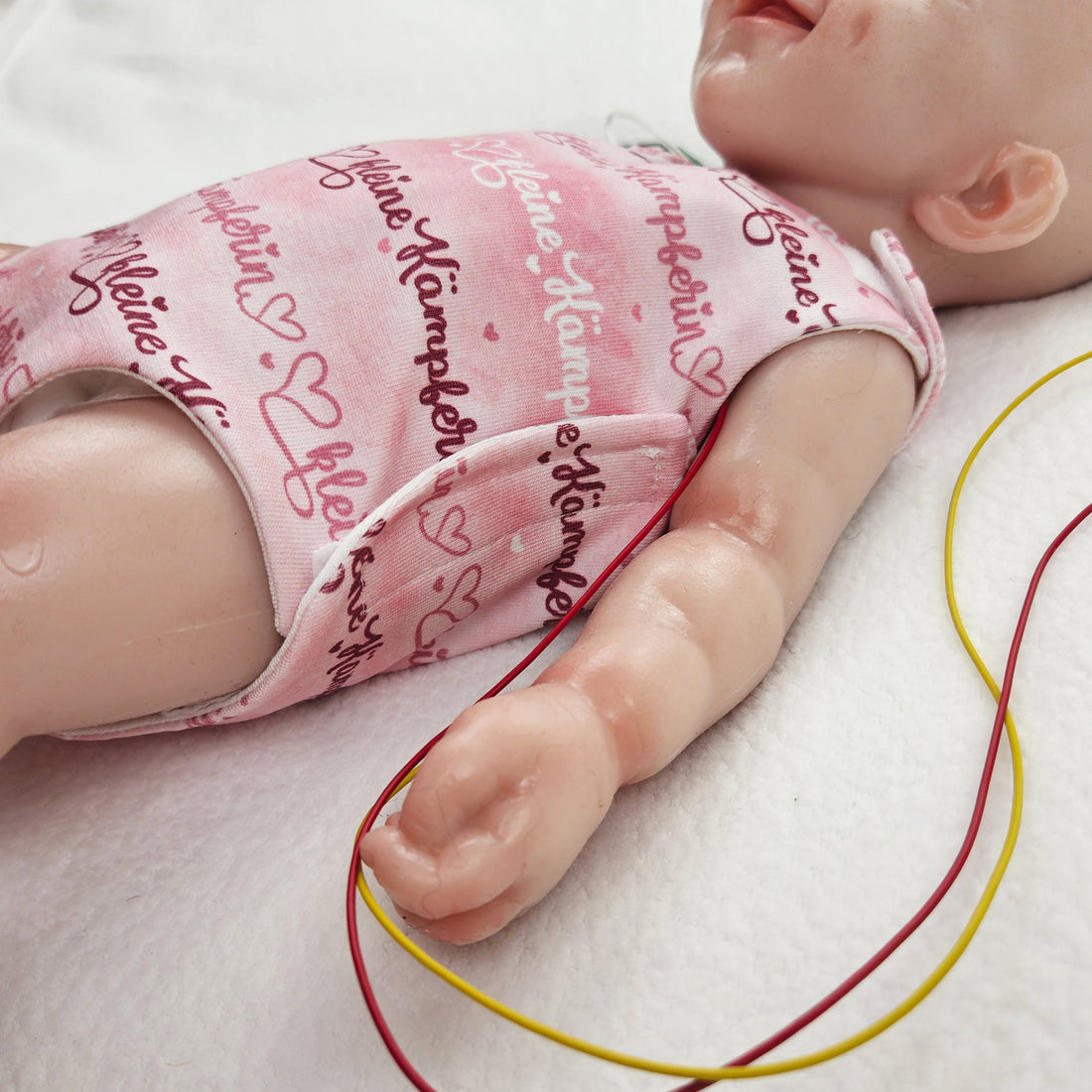 Adaptiver Frühchen Body &quot;kleine Kämpferin&quot;