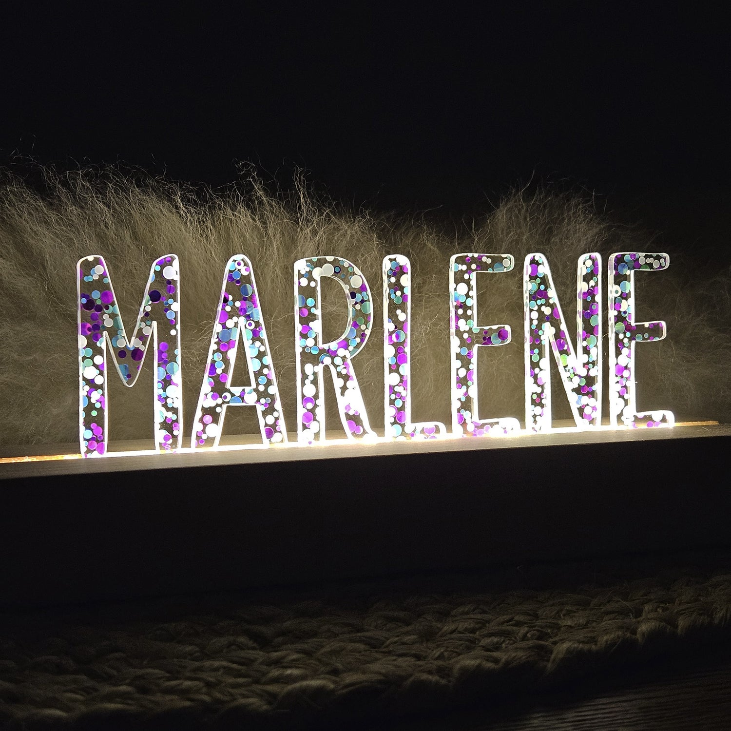 Großes, personalisiertes Nachtlicht Glitter-Konfetti türkis lila weiß, LED Lampe mit Wunschname personalisiert