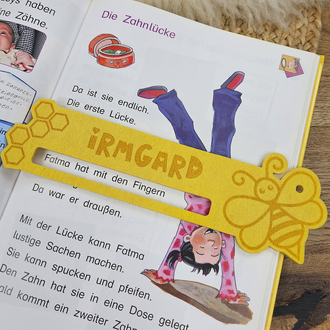 Personalisierte Lesehilfe &quot;Biene&quot; für Leseanfänger zum Schulstart, Einschulung, Schultüte, Schulanfang Grundschule