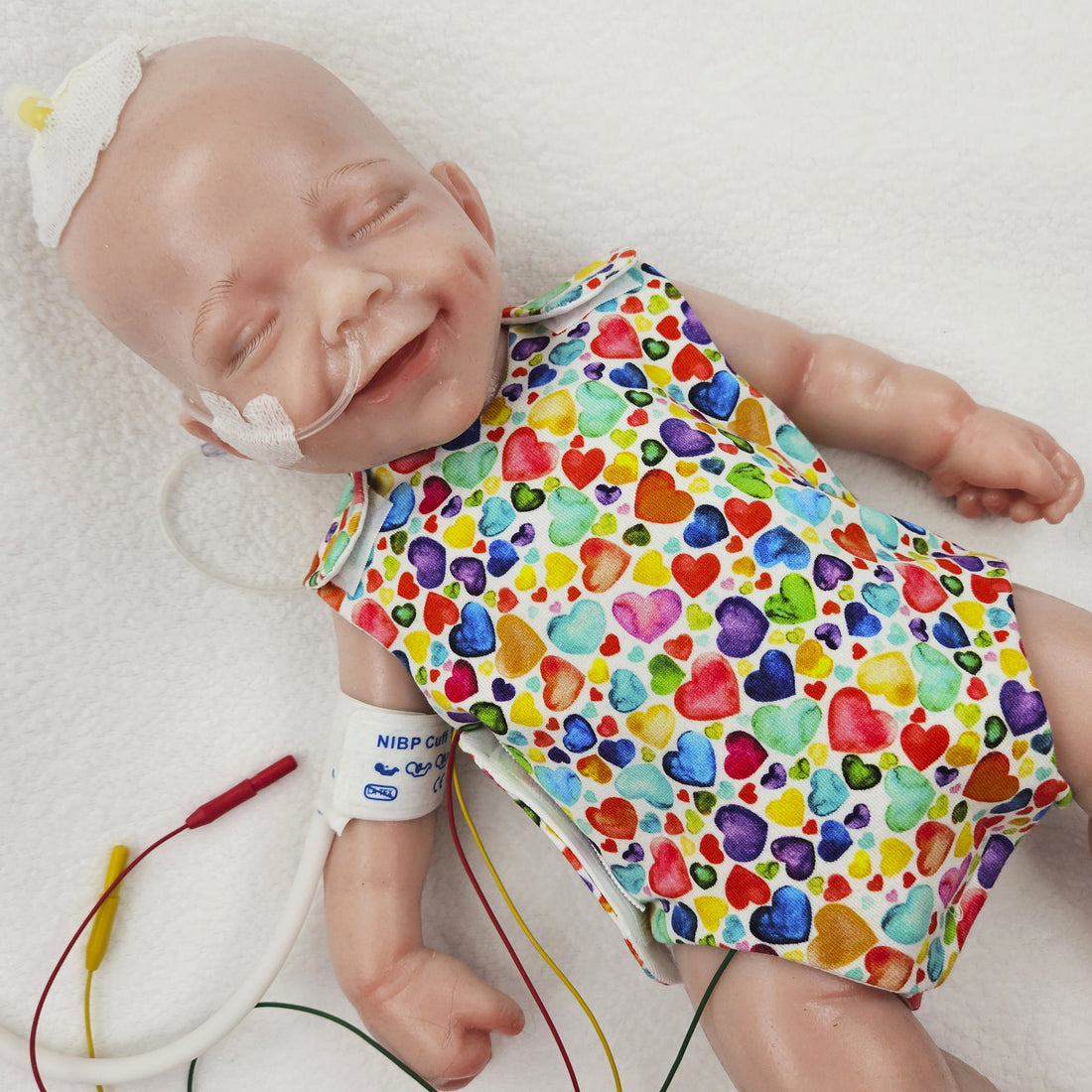 Adaptiver Frühchen Body &quot;Regenbogen Herzen&quot;