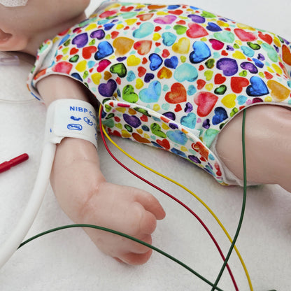 Adaptiver Frühchen Body &quot;Regenbogen Herzen&quot;