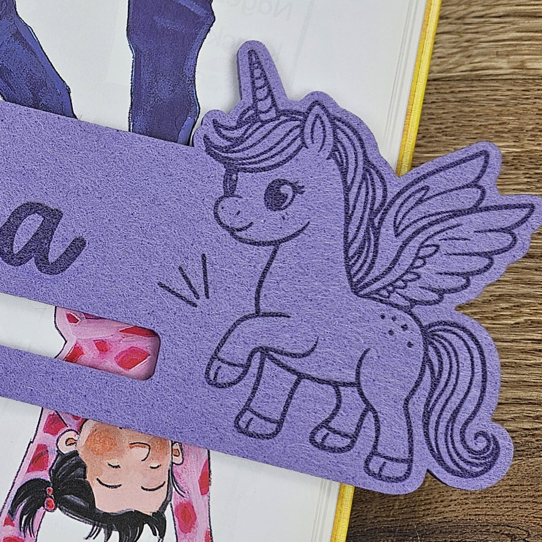 Personalisierte Lesehilfe &quot;Einhorn/Pegasus/Alihorn&quot; für Leseanfänger zum Schulstart, Einschulung, Schultüte, Schulanfang Grundschule