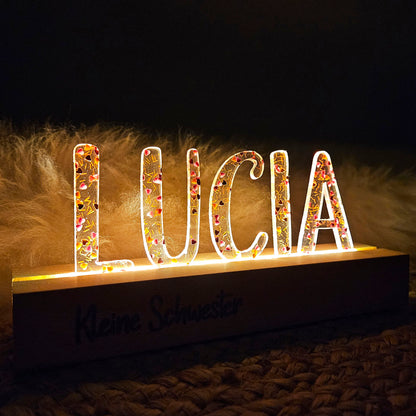 Großes, personalisiertes Nachtlicht Herz-Konfetti, LED Lampe mit Wunschname personalisiert