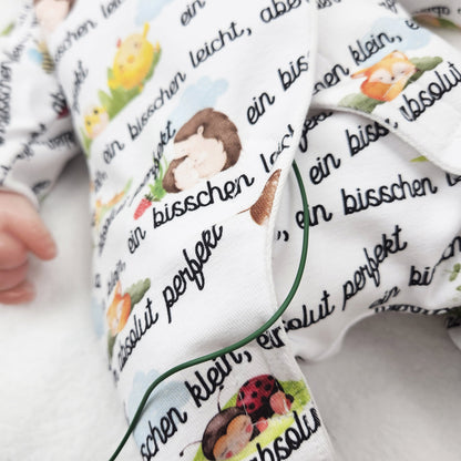 Adaptiver Frühchen Strampler &quot;ein bisschen klein aber total perfekt&quot;