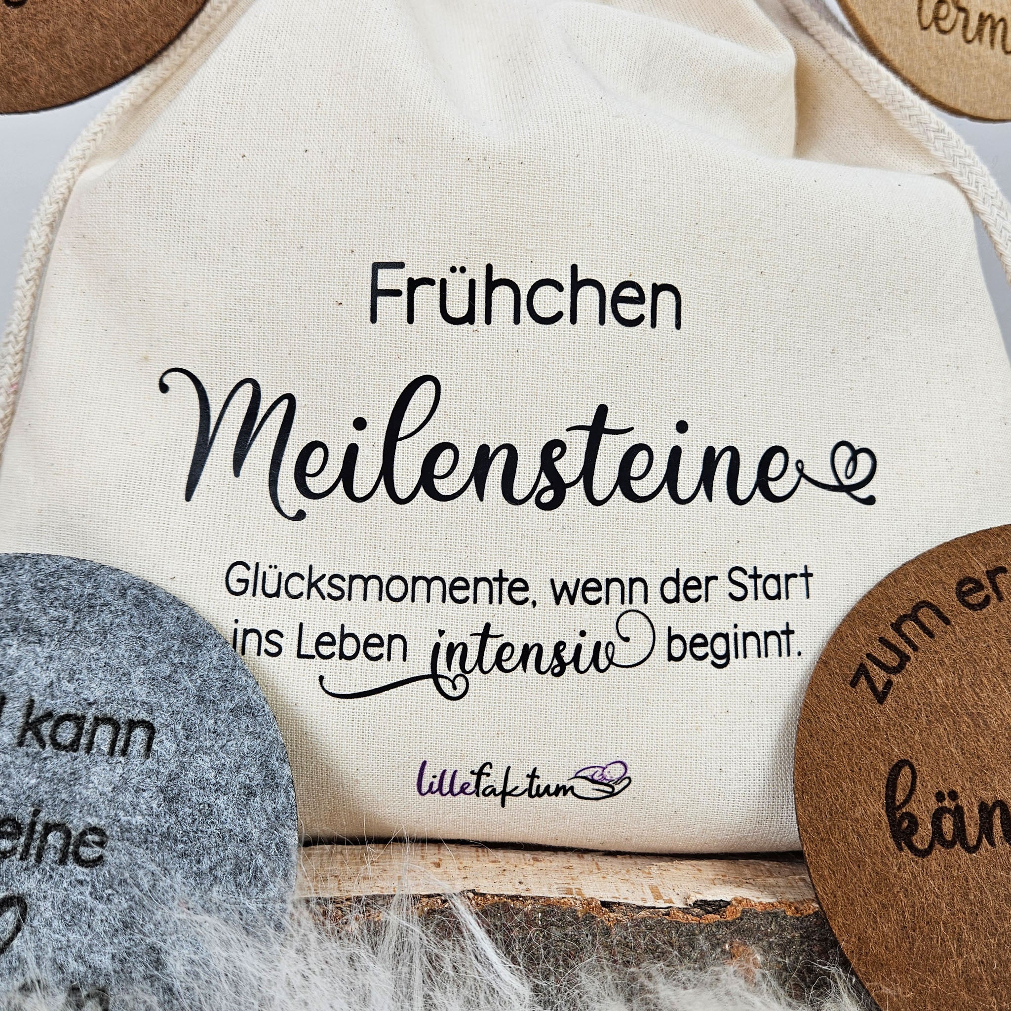 Personalisierte Meilensteine für Frühchen aus Filz